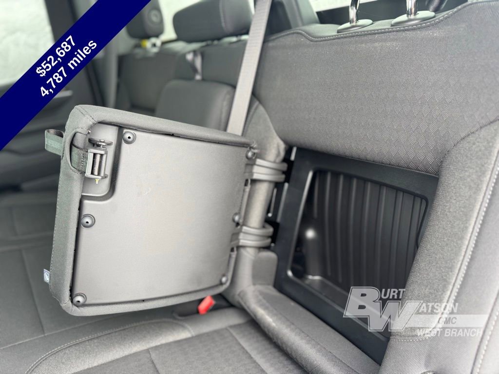 Used 2025 GMC Sierra 1500 Elevation image 23