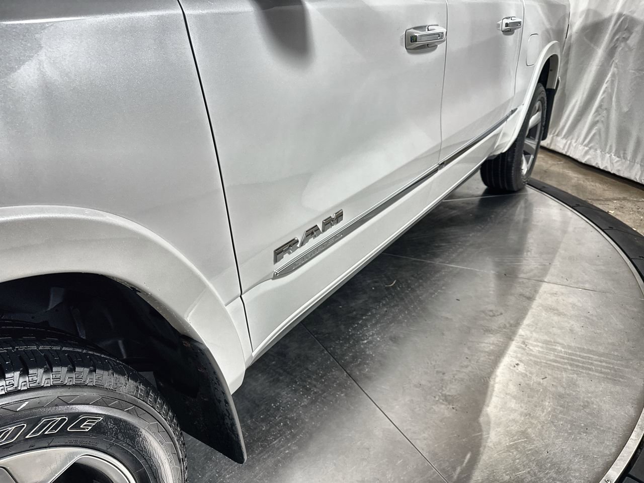 Used 2022 RAM 1500 Limited image 15