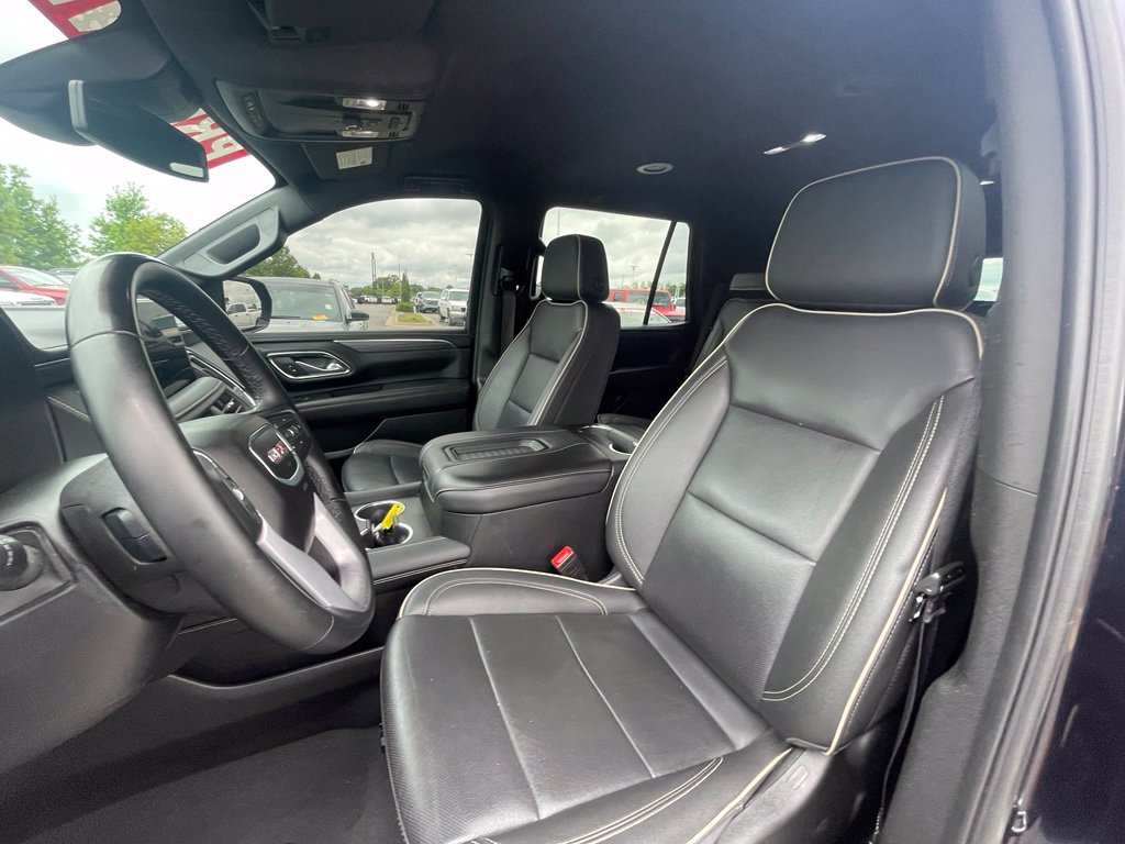 Used 2024 GMC Yukon SLT AWD/4WD image 19