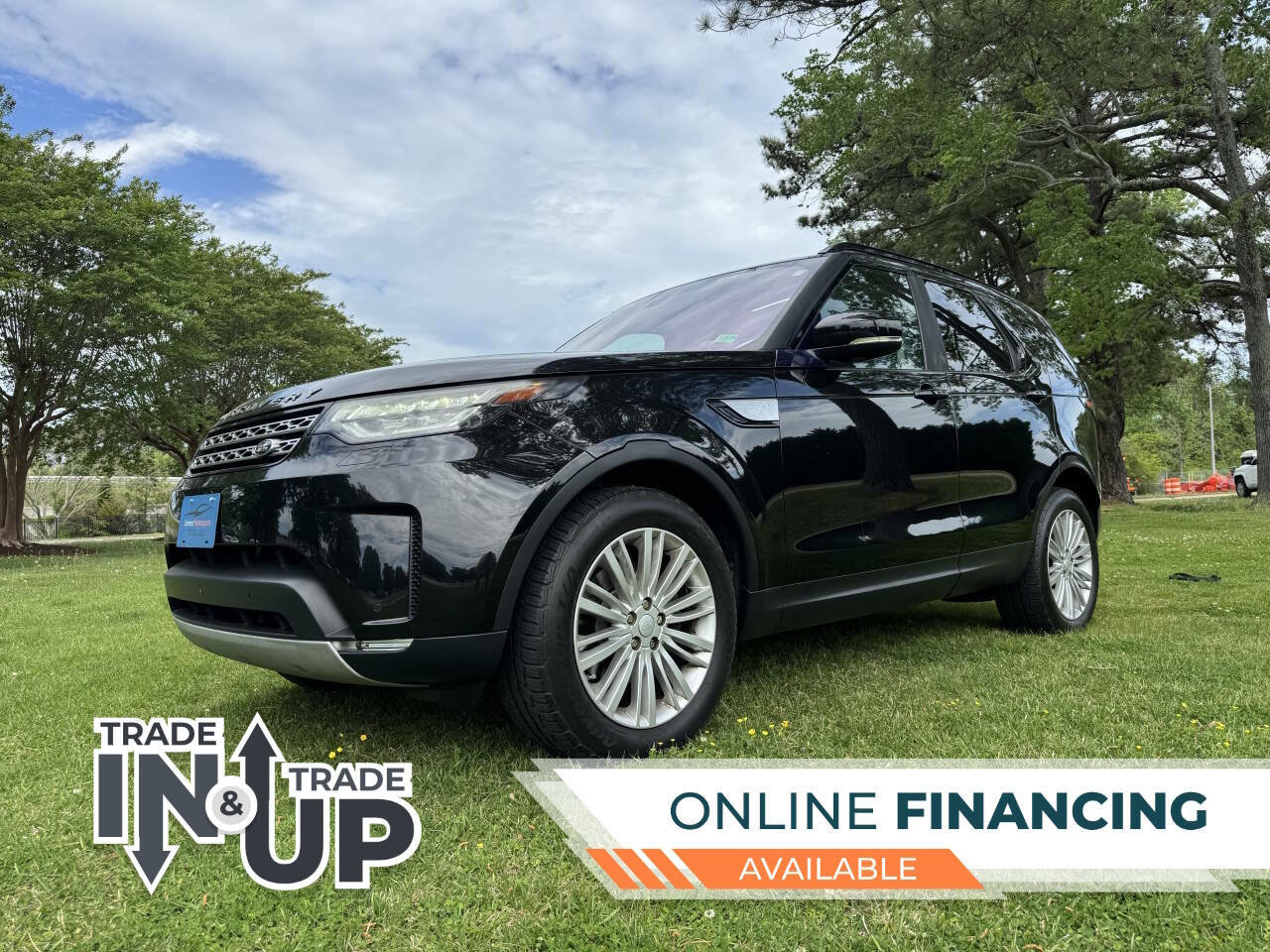 Used 2017 Land Rover Discovery HSE AWD/4WD image 1