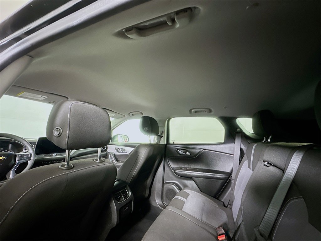 Used 2023 Chevrolet Blazer LT image 13