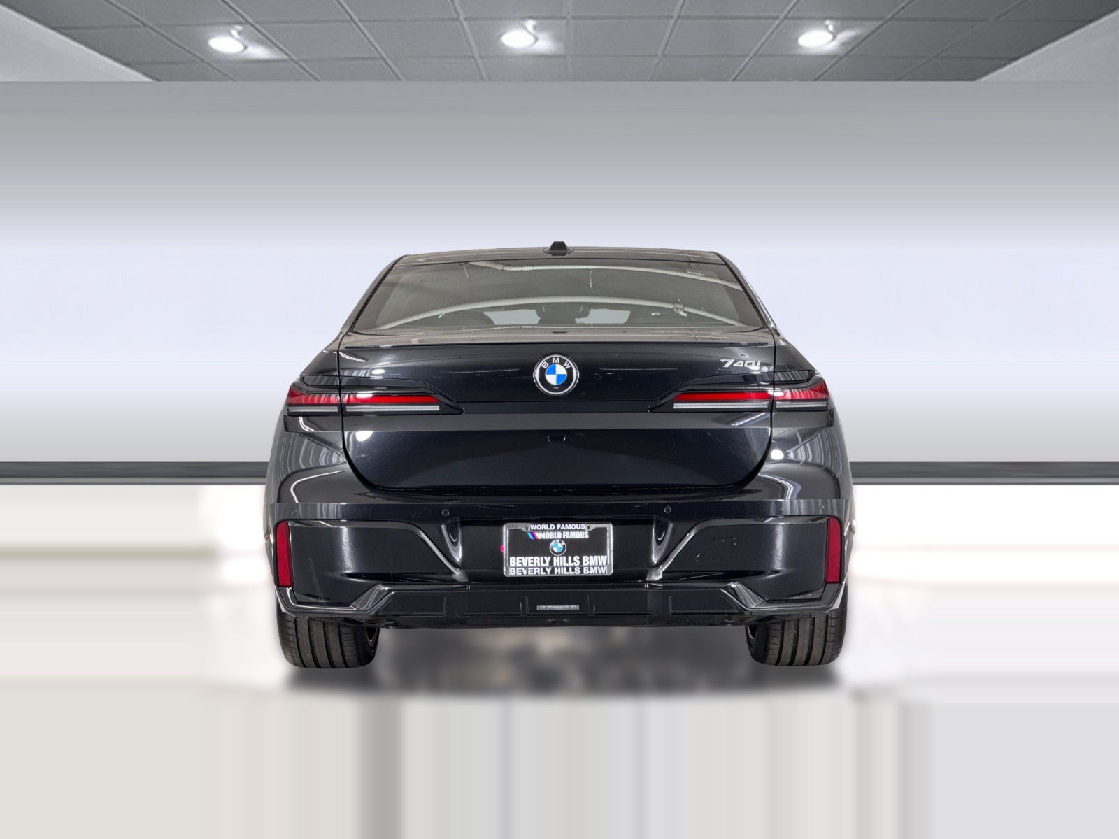 New 2026 BMW 740i w/ Premium Package RWD image 9