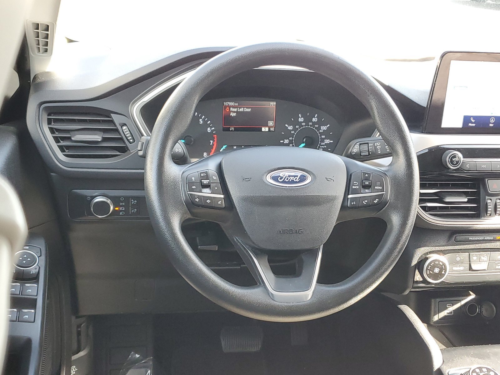 Used 2022 Ford Escape SE FWD image 11