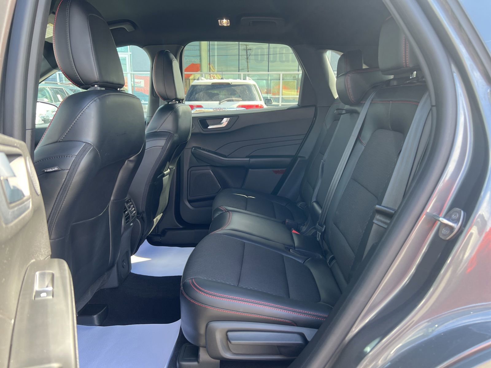Used 2023 Ford Escape ST-Line Select w/ Tech Pack #2 AWD/4WD image 24