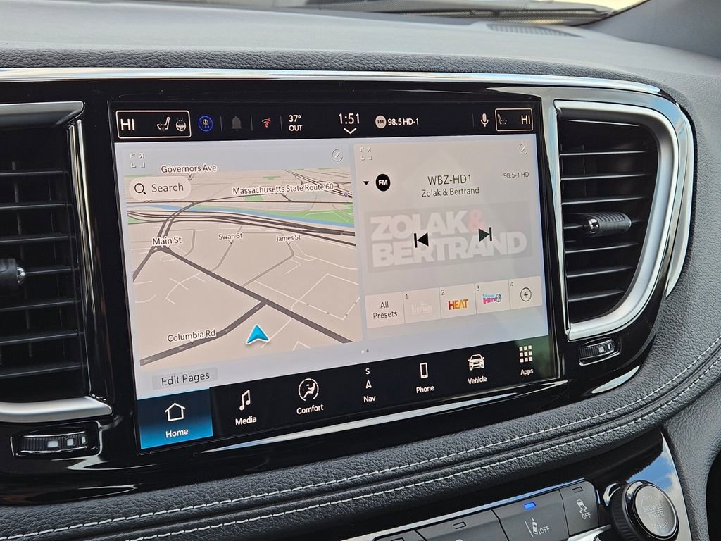 New 2026 Chrysler Pacifica Limited image 20