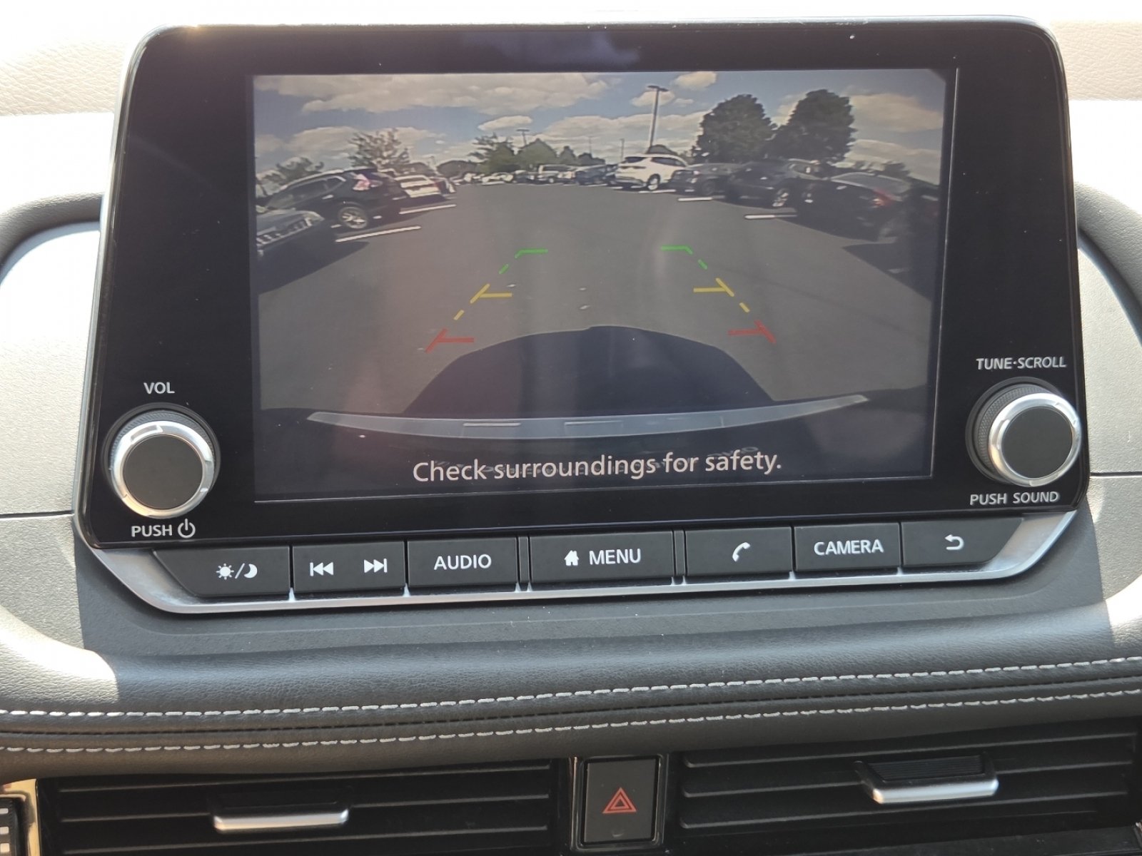 Used 2022 Nissan Rogue SV w/ SV Premium Package AWD/4WD image 10
