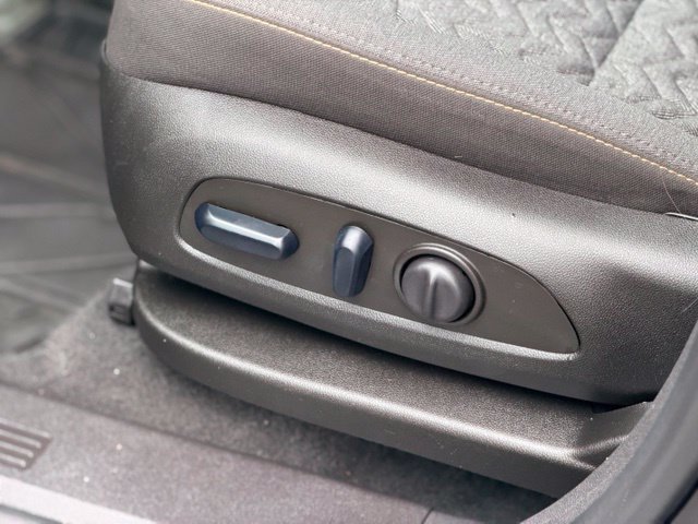 Used 2024 Chevrolet Equinox LT FWD image 8