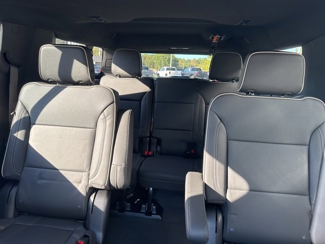 New 2026 Chevrolet Suburban Premier image 14