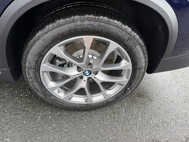 New 2026 BMW X5 xDrive50e image 18