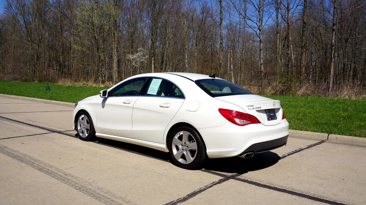Used 2015 Mercedes-Benz CLA 250 image 3
