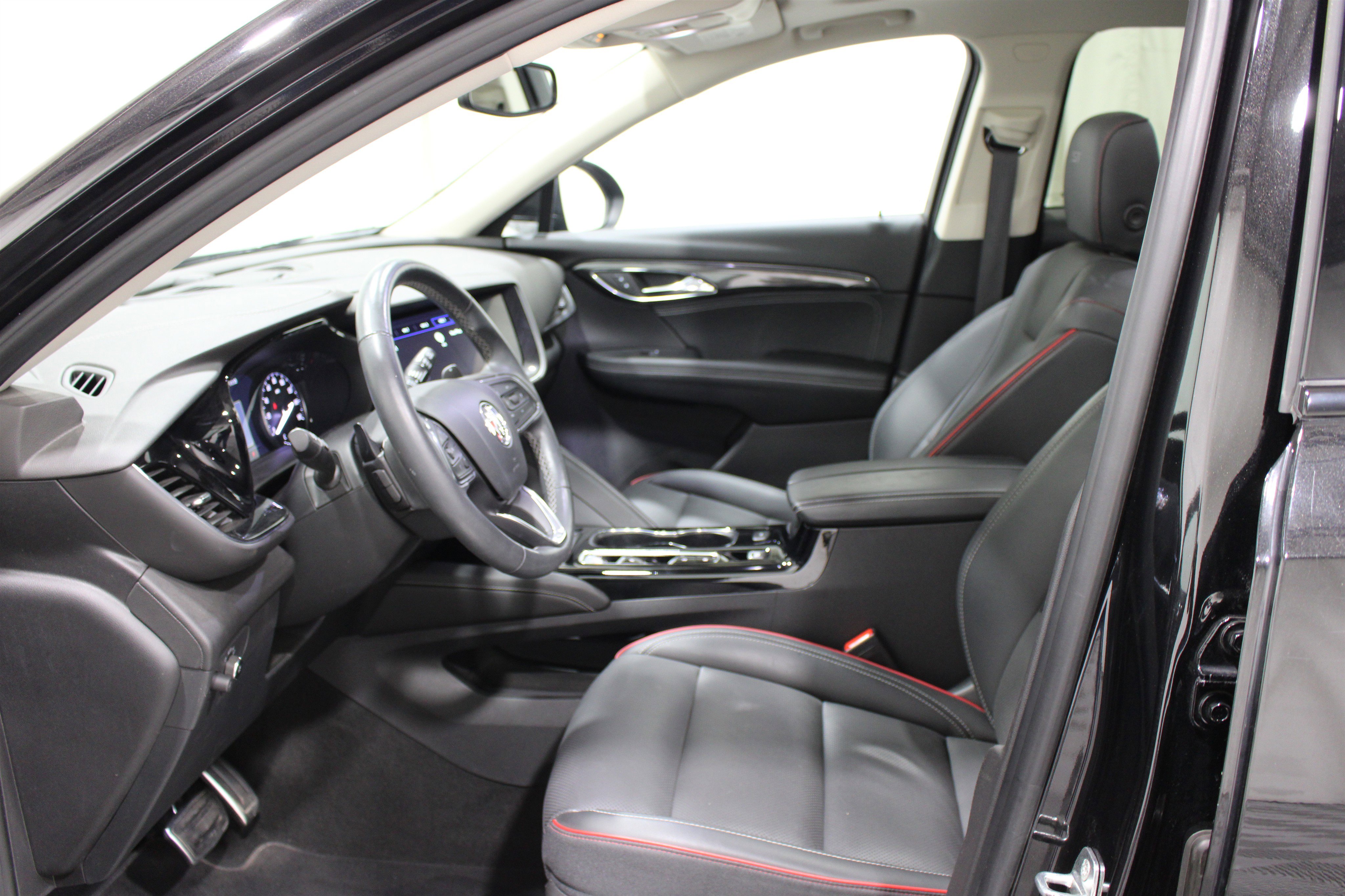 Used 2023 Buick Envision Essence w/ Sport Touring Package image 3