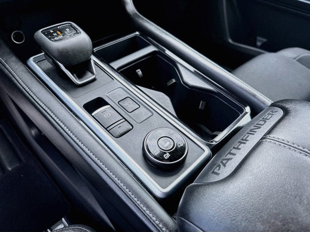 Certified 2025 Nissan Pathfinder SV AWD/4WD image 14