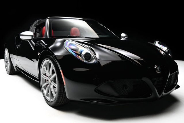Used 2016 Alfa Romeo 4C Spider RWD image 26