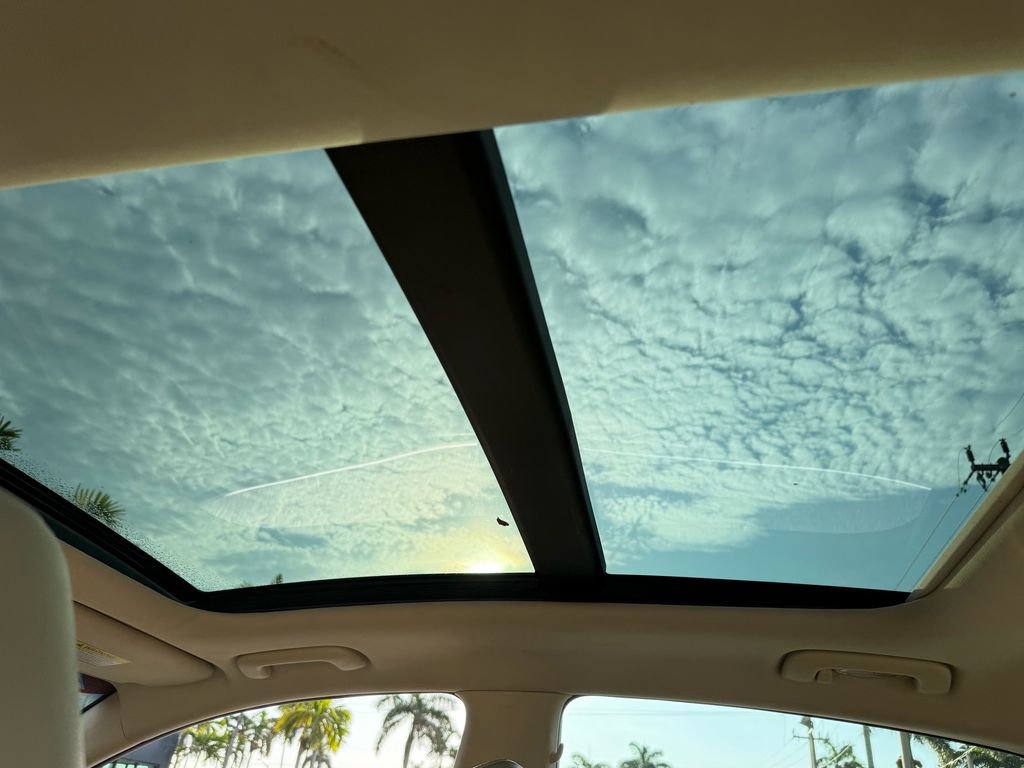 Used 2019 Kia Cadenza Technology FWD image 14