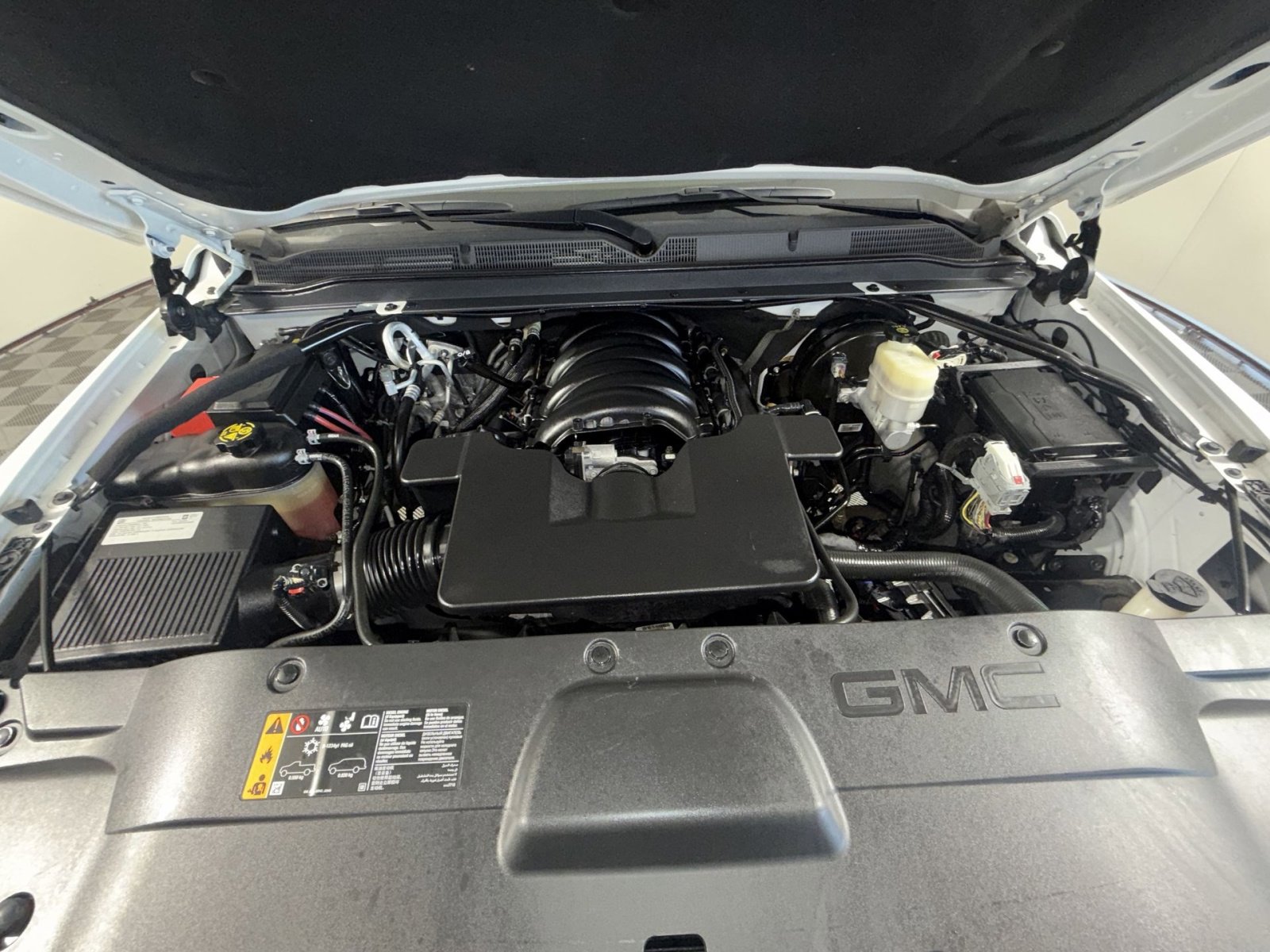 Used 2019 GMC Yukon SLT w/ Open Road Package image 29