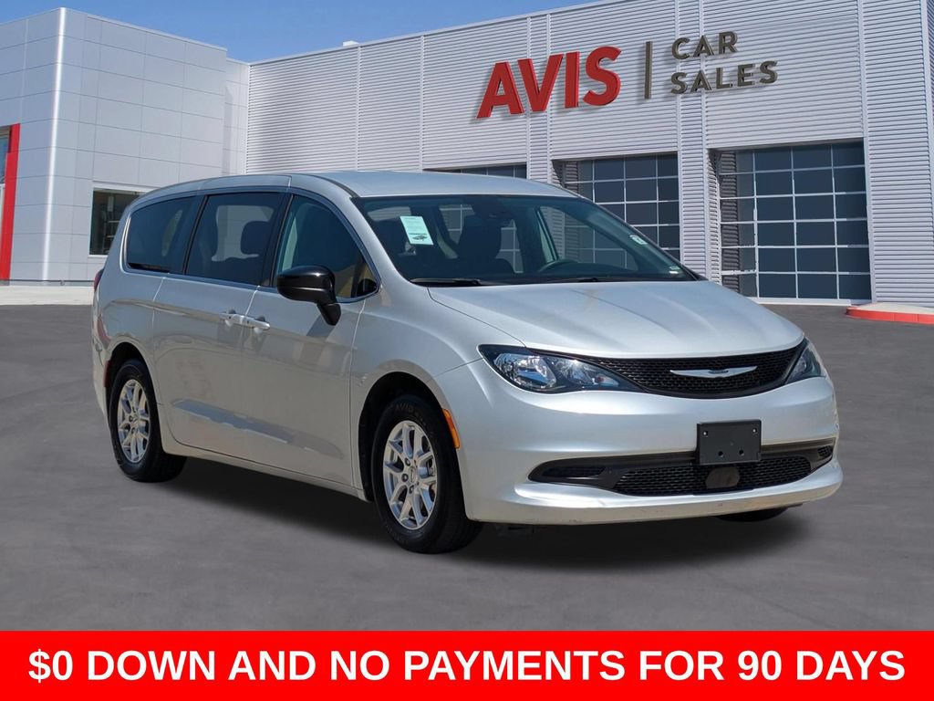 Used 2024 Chrysler Voyager LX FWD image 3