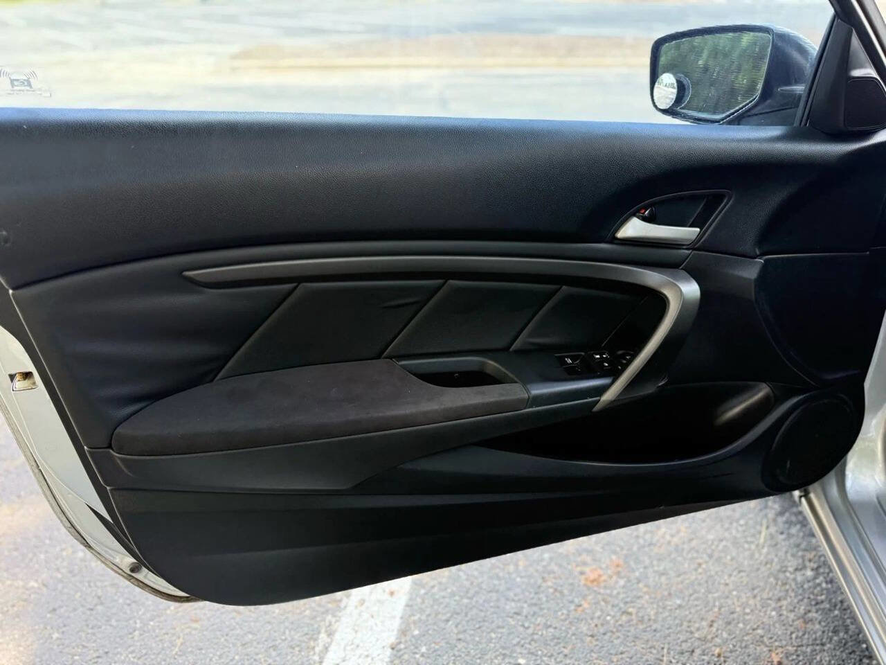 Used 2009 Honda Accord LX-S image 11