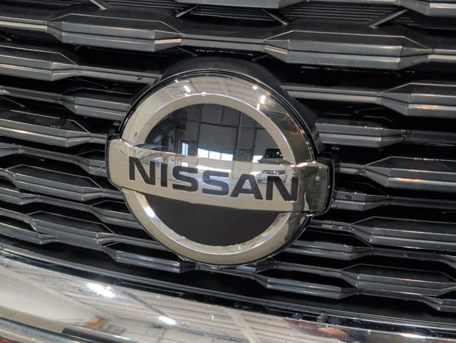 Used 2021 Nissan Rogue Platinum AWD/4WD image 41