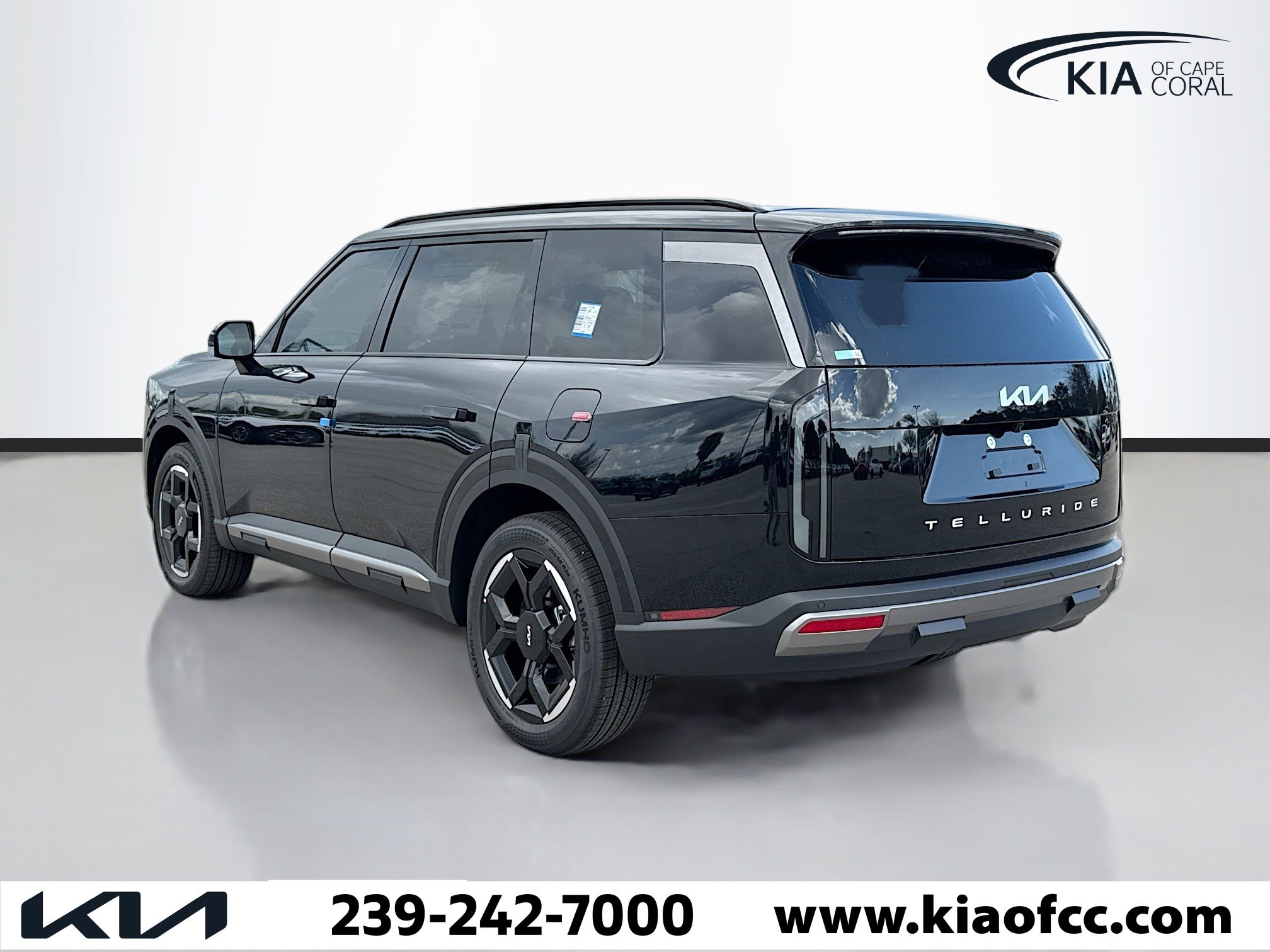 New 2027 Kia Telluride EX w/ Towing Package FWD image 3