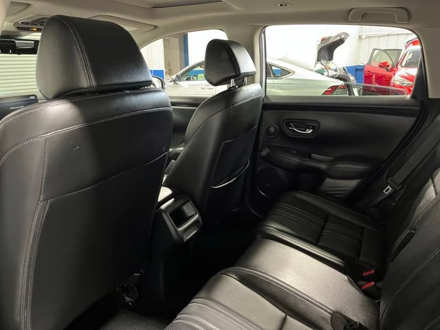 Used 2024 Honda HR-V EX-L image 17