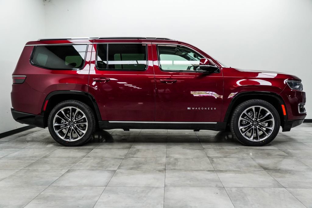Used 2022 Jeep Wagoneer Series III w/ Premium Group I AWD/4WD image 14