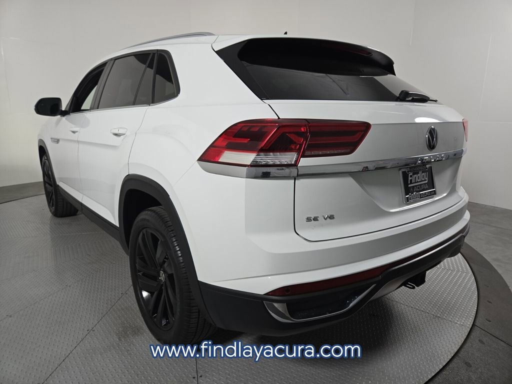 Used 2022 Volkswagen Atlas Cross Sport SE FWD image 4
