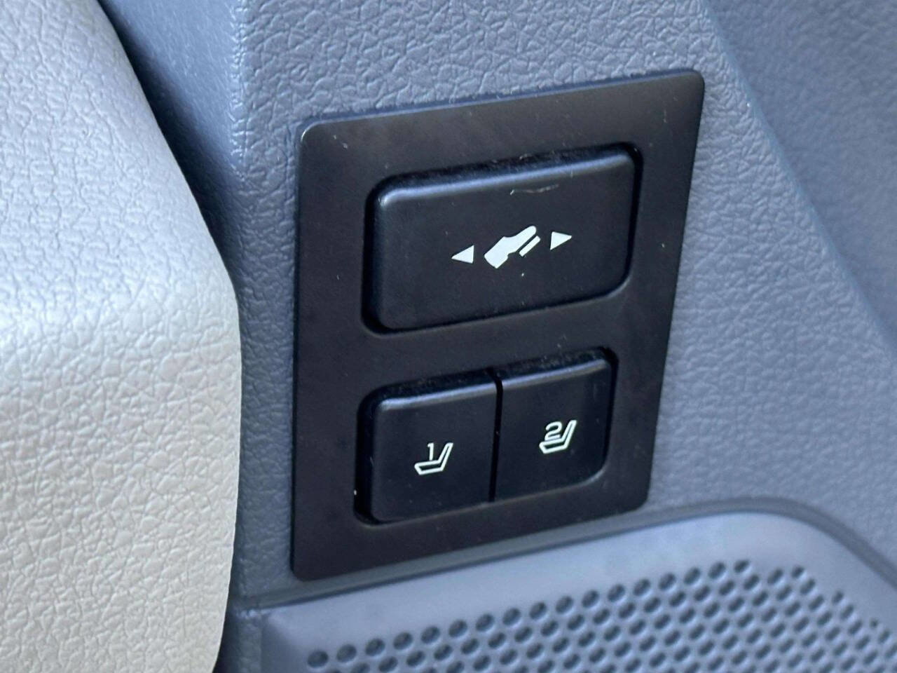 Used 2009 Ford Flex SEL image 19