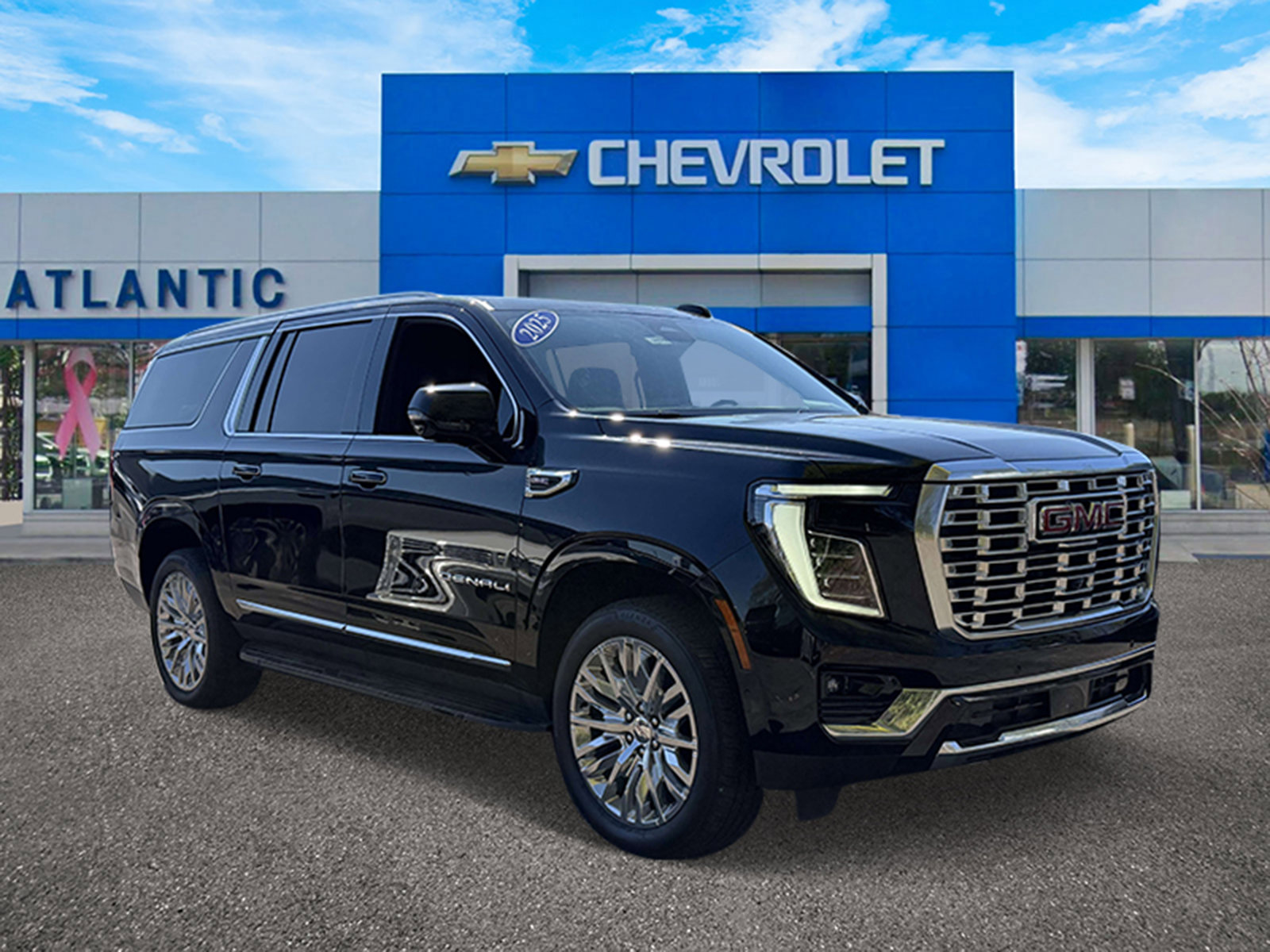 Certified 2025 GMC Yukon XL Denali AWD/4WD image 2