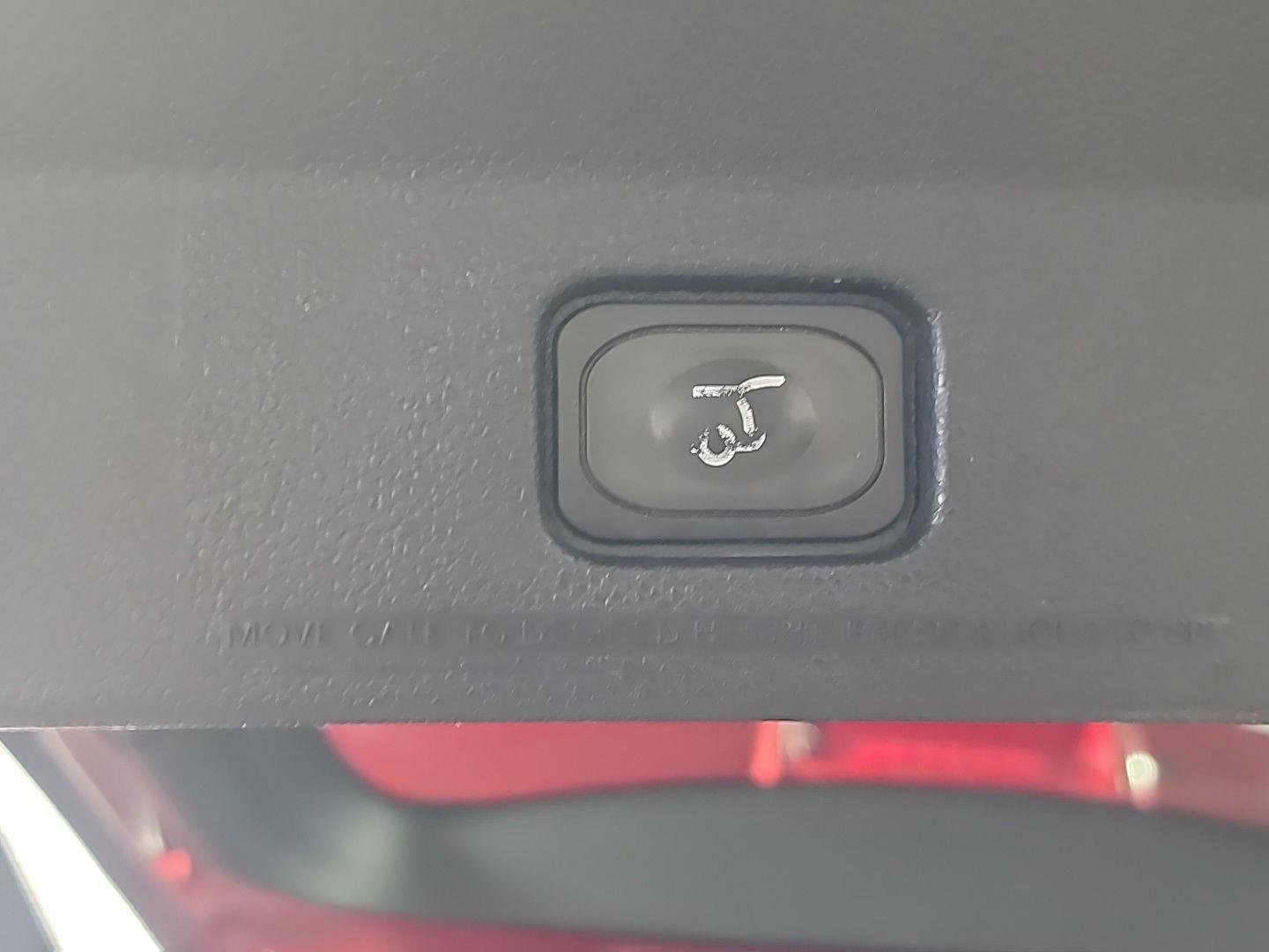 Used 2018 Ford Explorer XLT w/ Equipment Group 202A AWD/4WD image 7