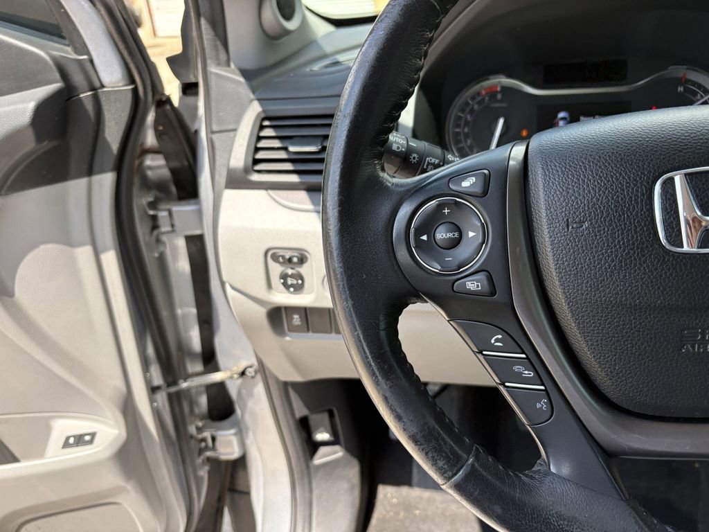 Used 2017 Honda Pilot EX-L image 8