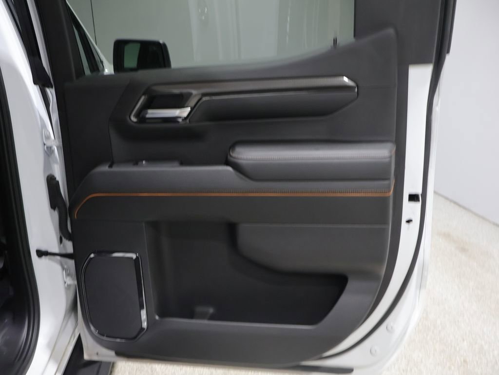 Used 2024 GMC Sierra 1500 AT4 w/ Technology Package image 22