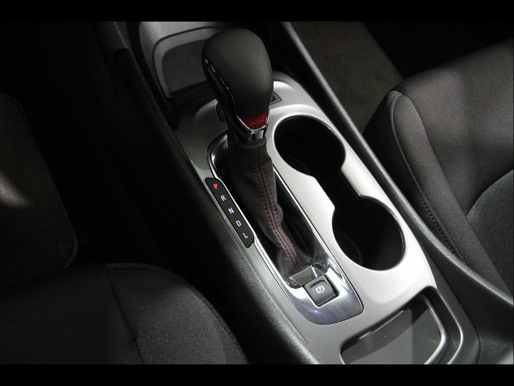 Used 2024 Chevrolet Malibu RS FWD image 13