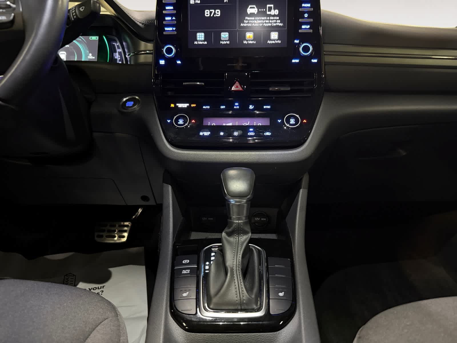 Used 2020 Hyundai Ioniq SEL FWD image 18