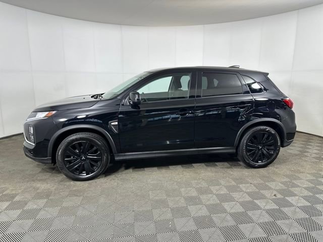 Used 2025 Mitsubishi Outlander Sport LE image 6