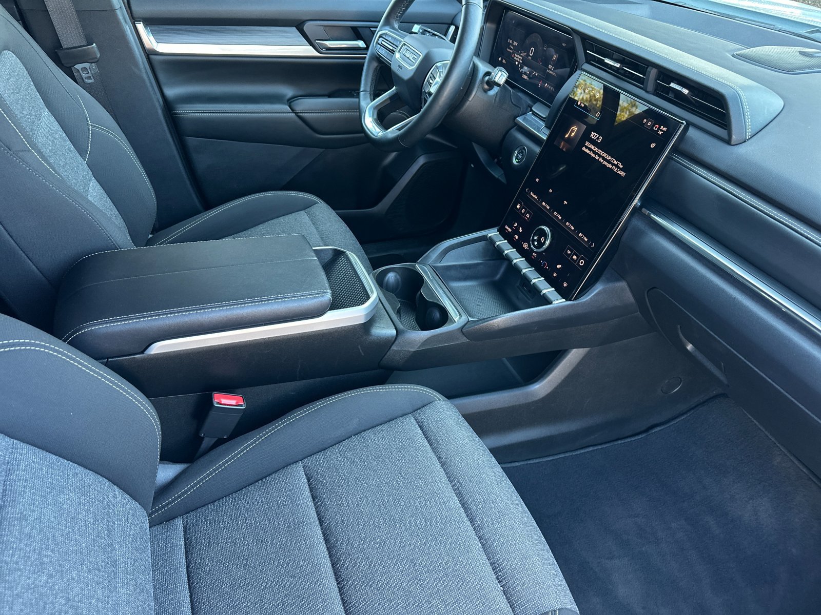 Used 2026 GMC Terrain Elevation FWD image 16
