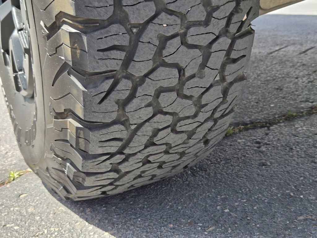 Used 2023 Ford F150 Raptor w/ Raptor 37 Performance Package AWD/4WD image 12