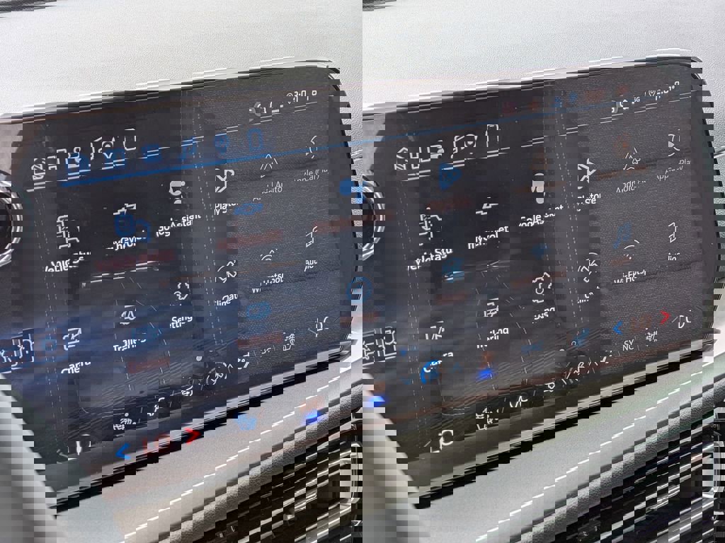 New 2026 Chevrolet Traverse LT w/ Midnight/Sport Edition image 8