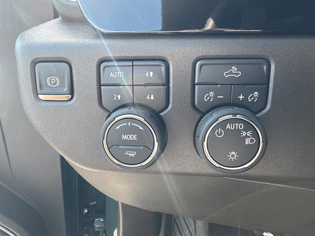 New 2026 Chevrolet Silverado 1500 LT w/ Z71 Off-Road Package image 17