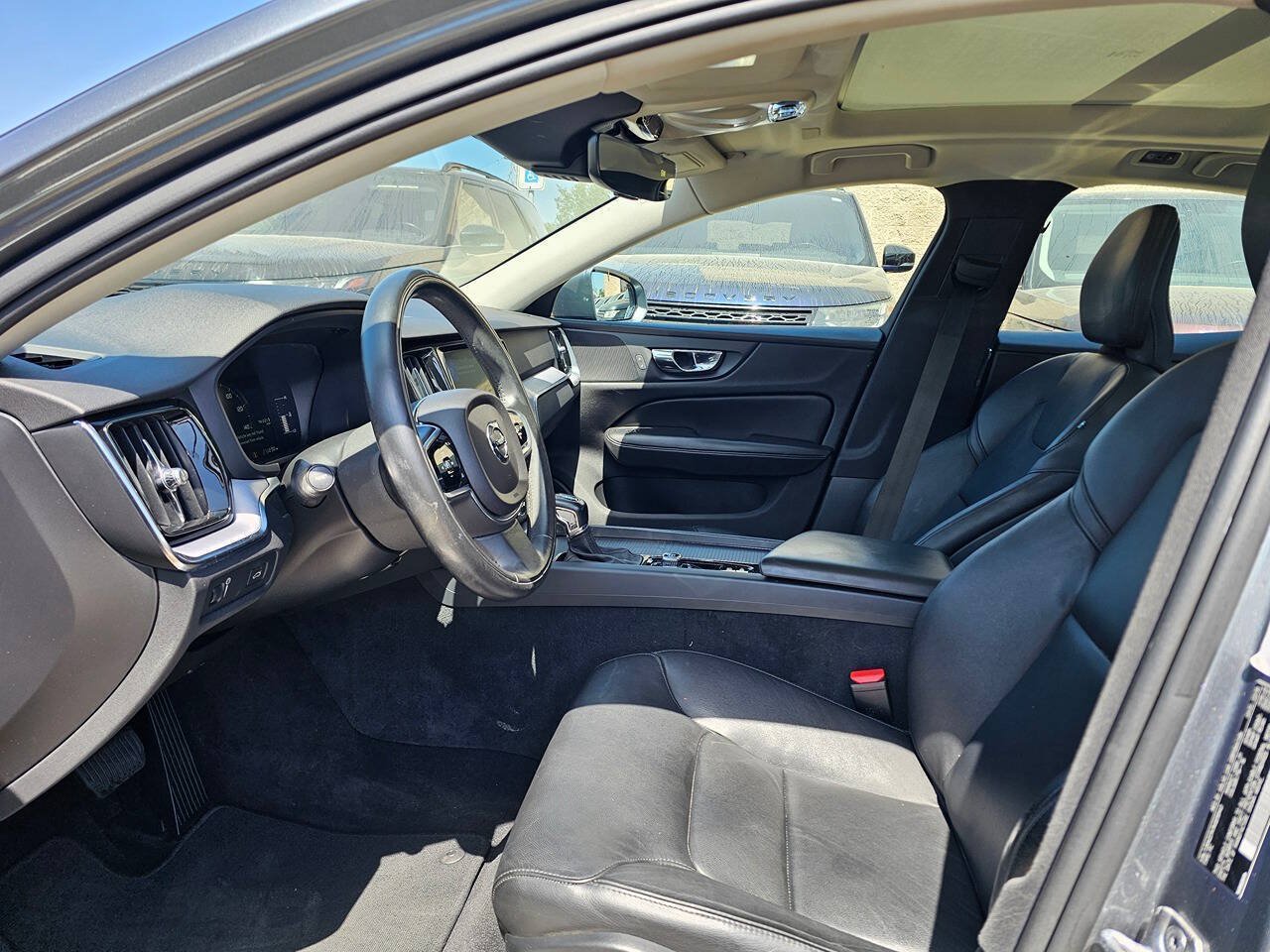 Used 2019 Volvo S60 T6 Momentum w/ Premium Package AWD/4WD image 11
