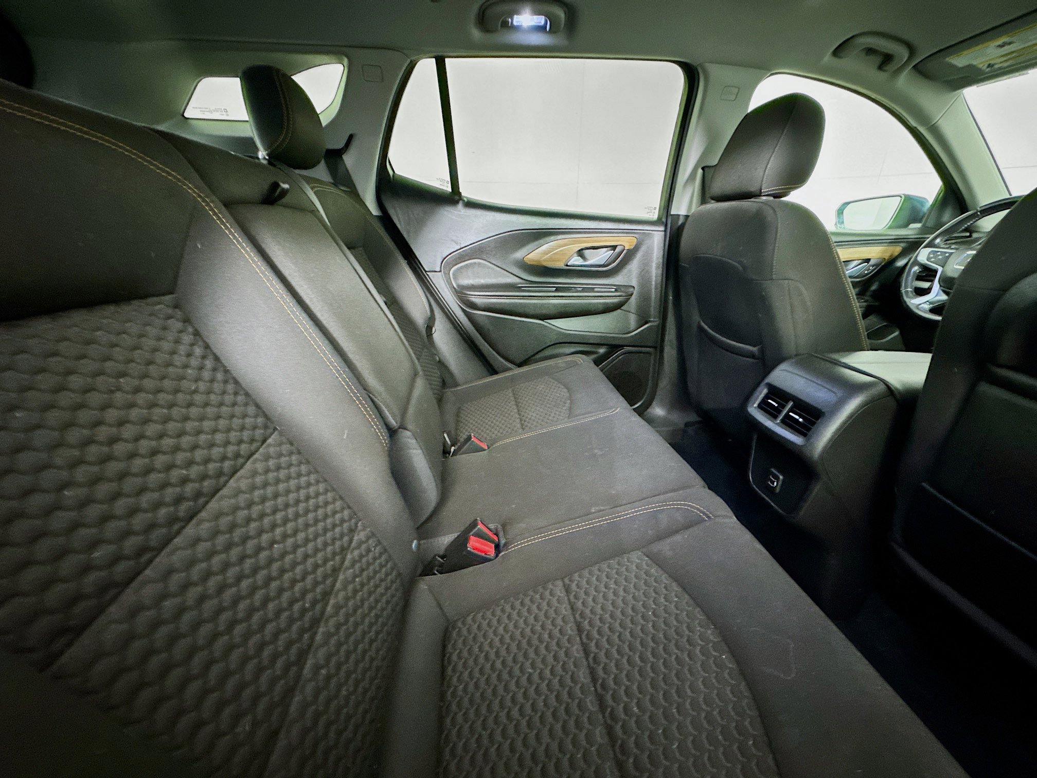 Used 2020 GMC Terrain SLE w/ Driver Convenience Package image 47