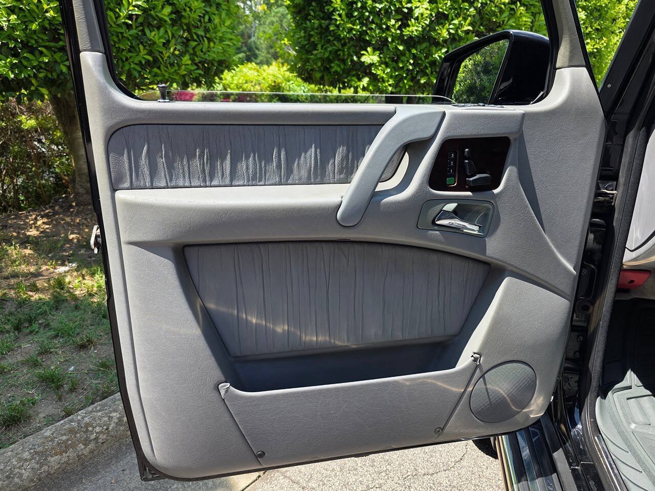 Used 2005 Mercedes-Benz G 500 image 9