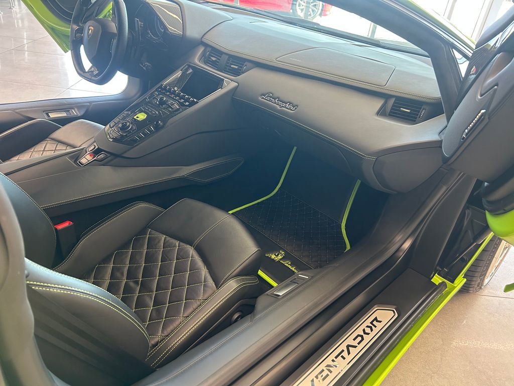 Used 2014 Lamborghini Aventador LP 700-4 AWD/4WD image 18