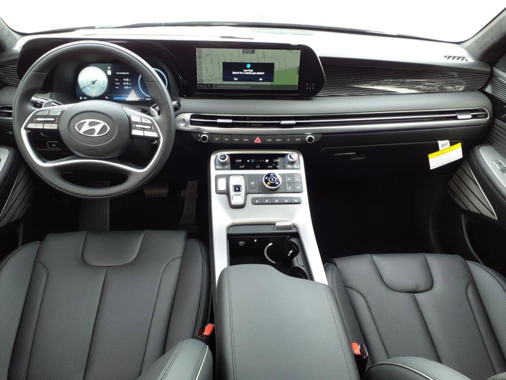 Used 2024 Hyundai Palisade Calligraphy image 10