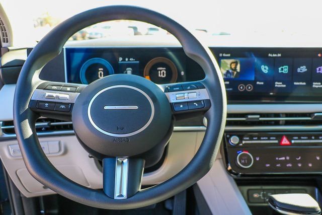 New 2025 Hyundai Tucson SEL image 10