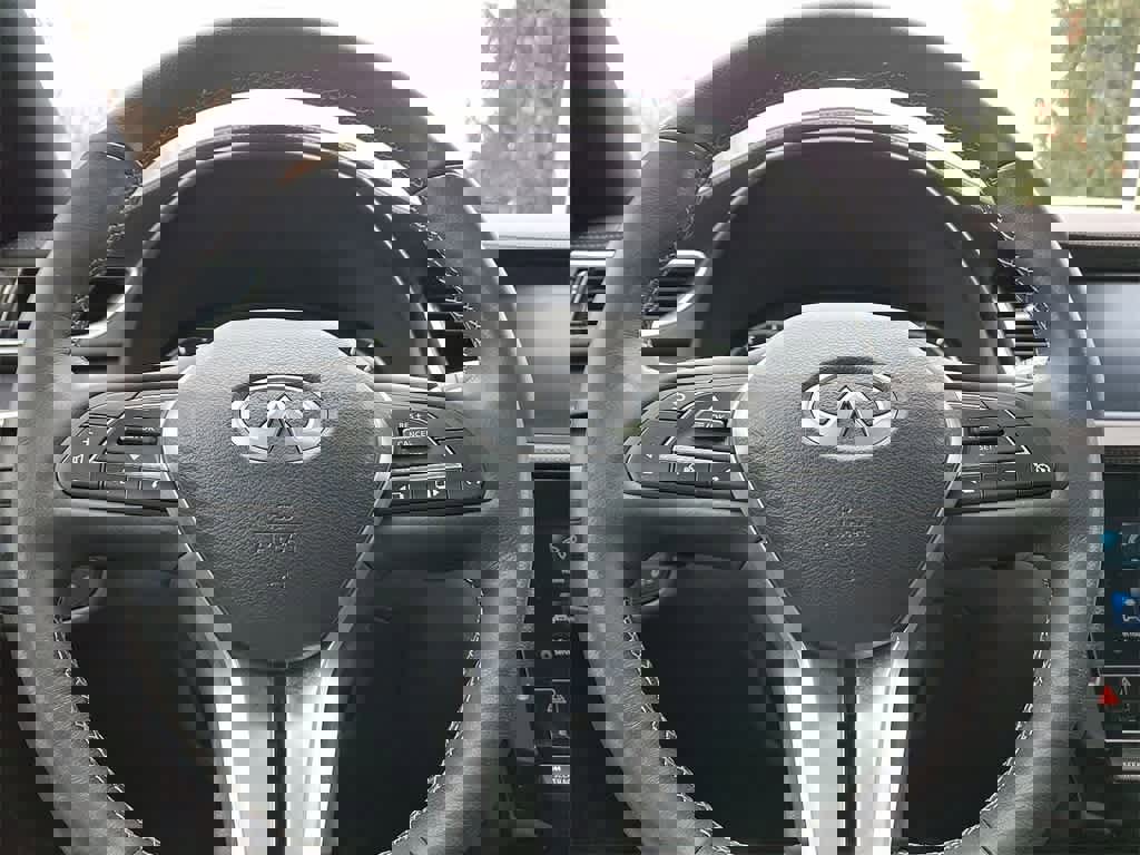 Used 2022 INFINITI QX55 Luxe w/ Cargo Package image 16