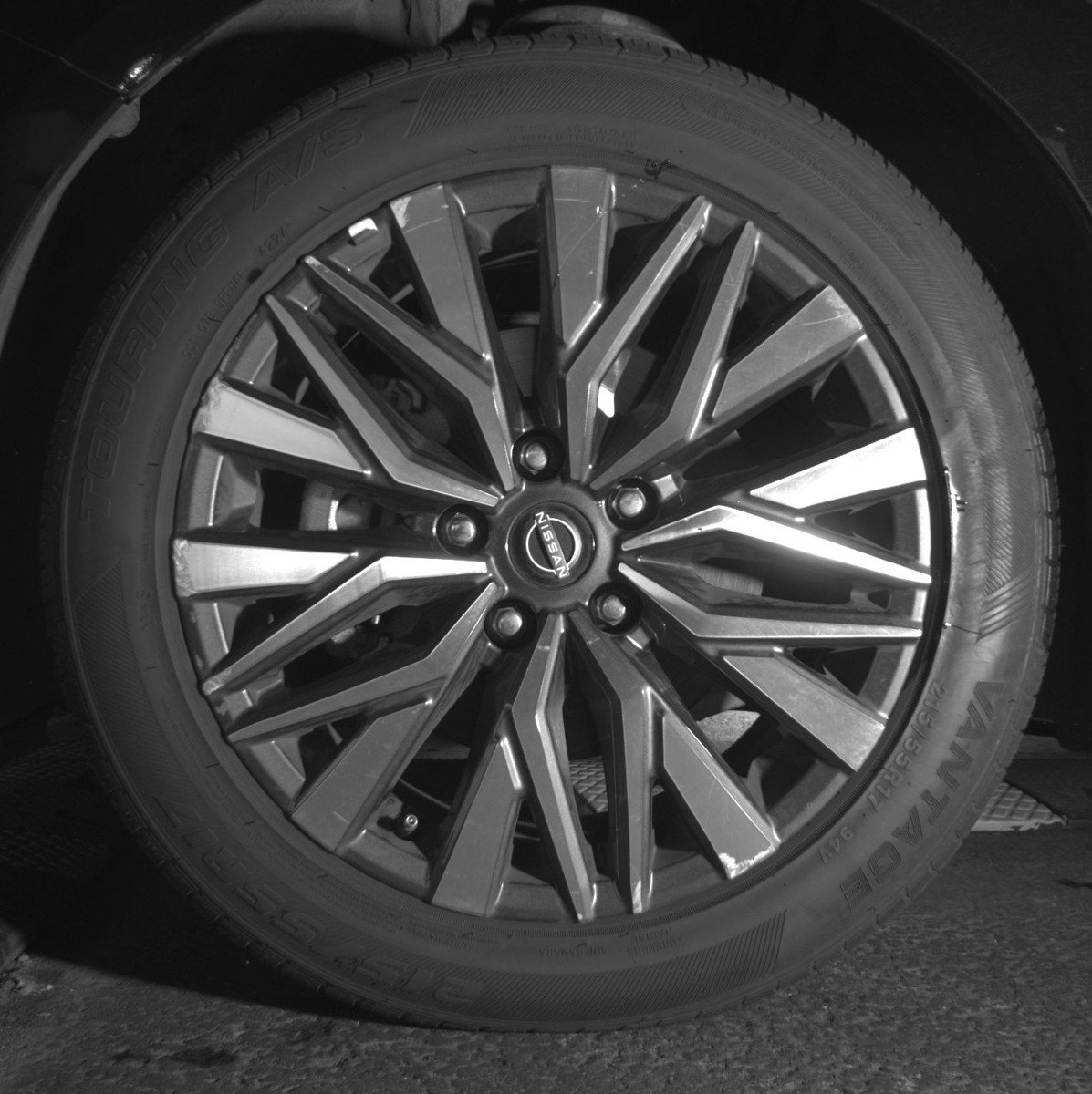 Used 2025 Nissan Altima 2.5 SV image 12