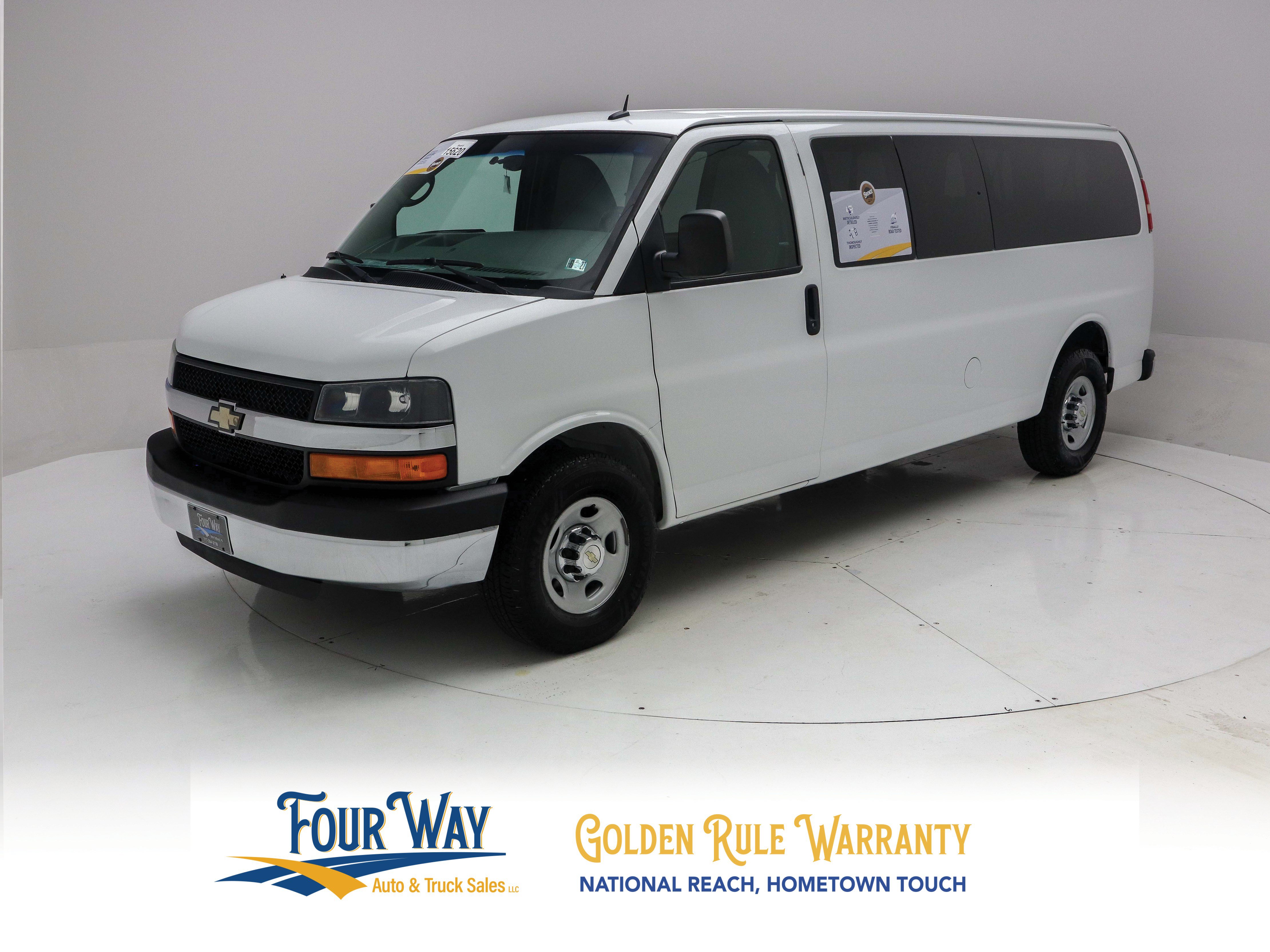 Used 2015 Chevrolet Express 3500 LT w/ LT Preferred Equipment Group RWD image 8