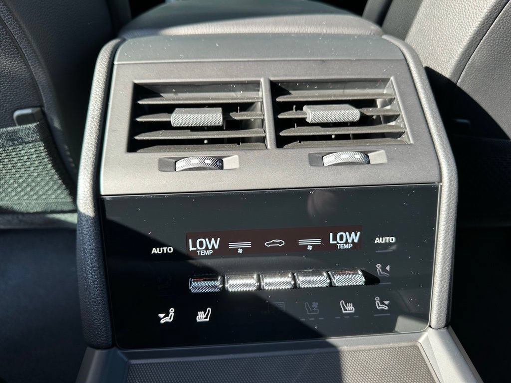 Certified 2026 Porsche Panamera RWD image 38