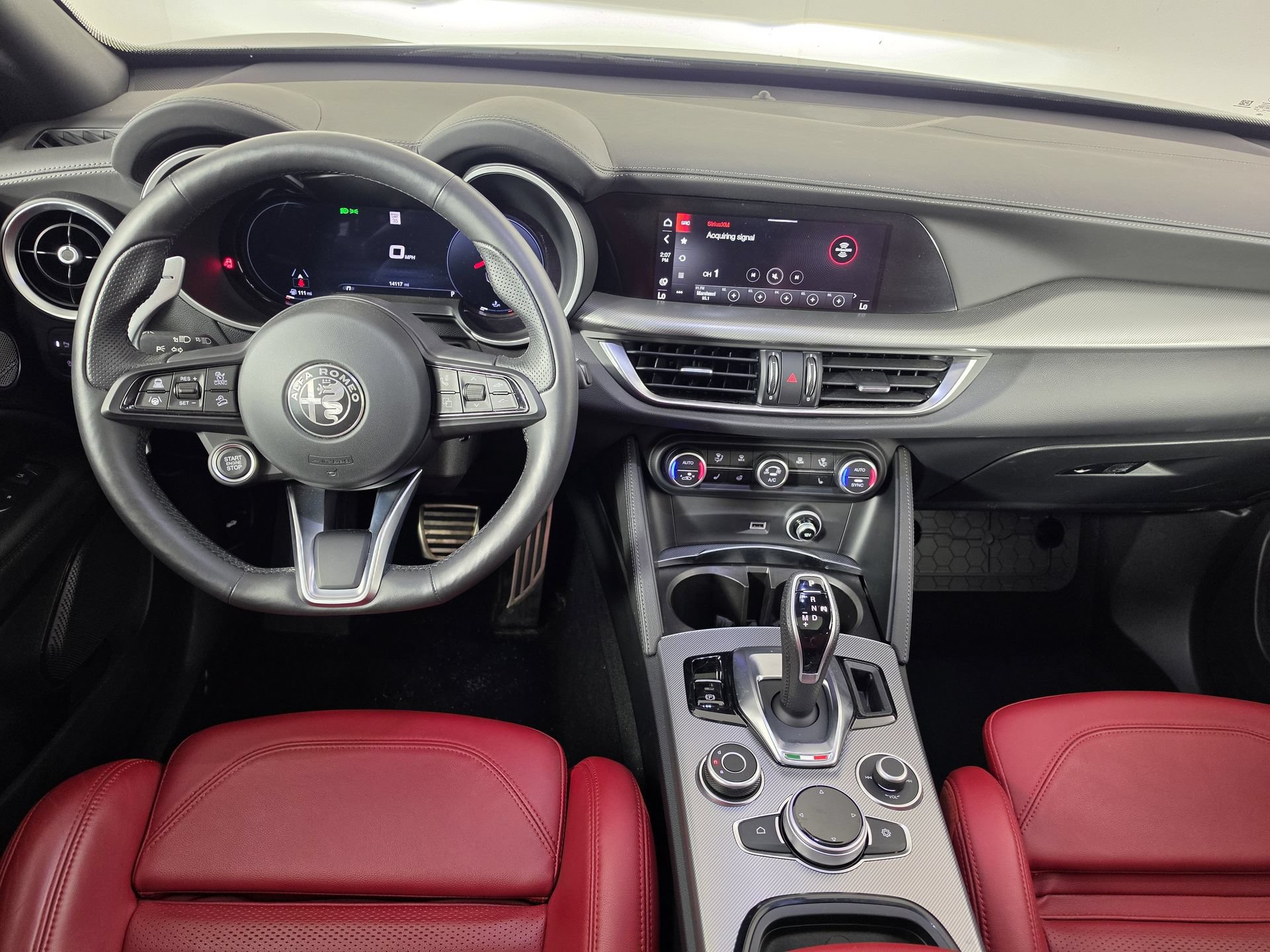 Used 2024 Alfa Romeo Stelvio Veloce AWD/4WD image 35