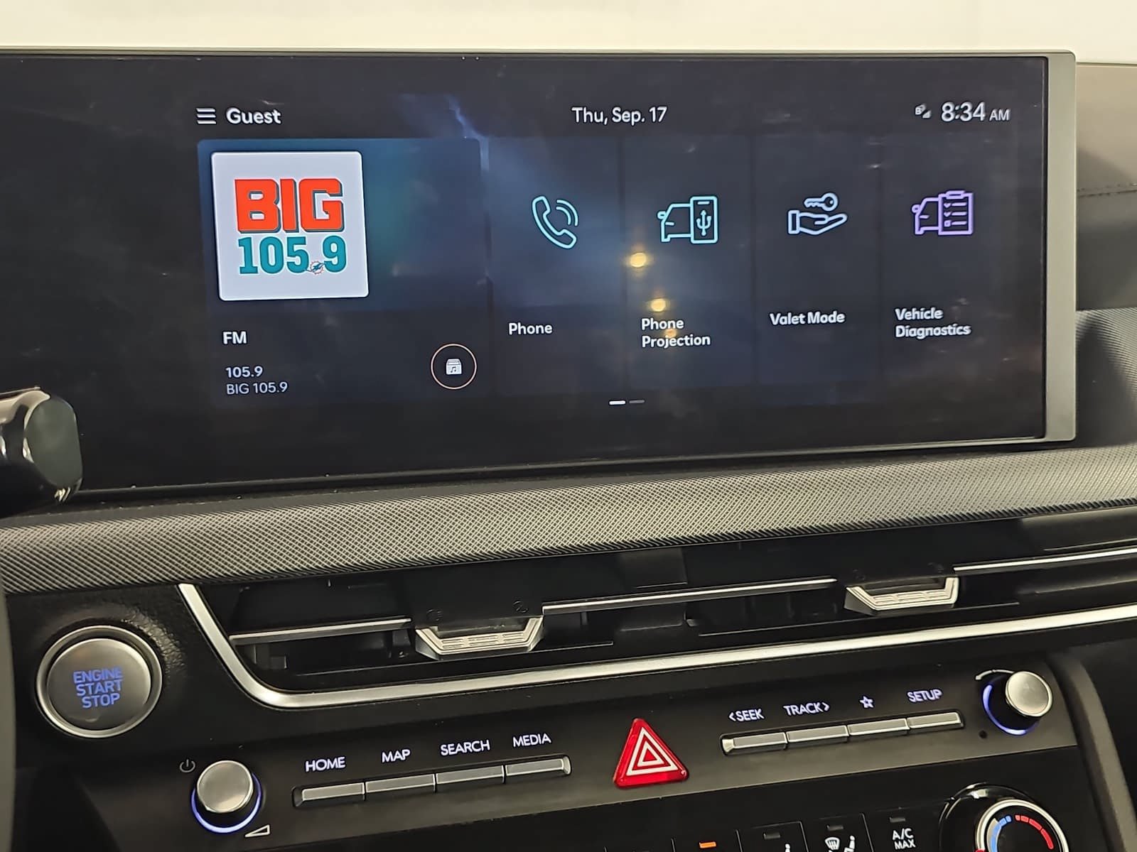 Used 2025 Hyundai Sonata SE FWD image 21